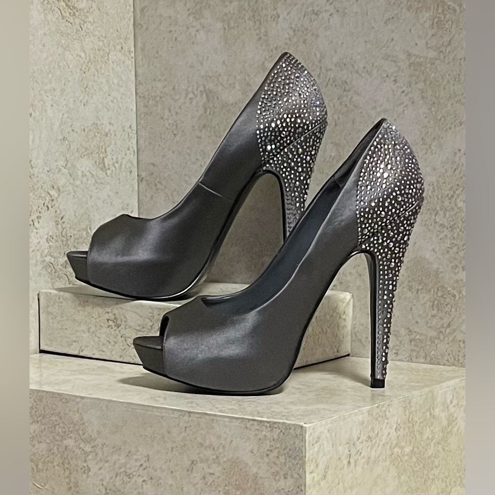 Steve Madden PLAYY-R